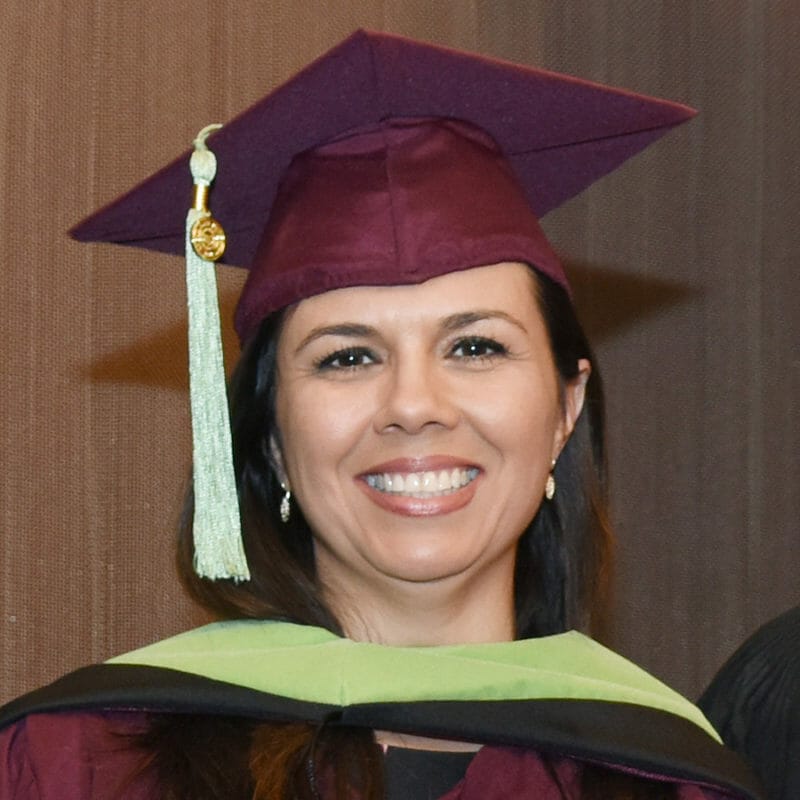 Lisa Estrada headshot