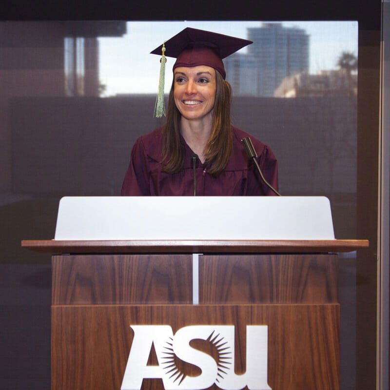Rosalynn Dodd Peschl Headshot